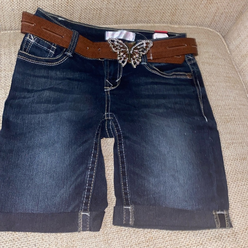 Juniors No Boundaries jean shorts size 3